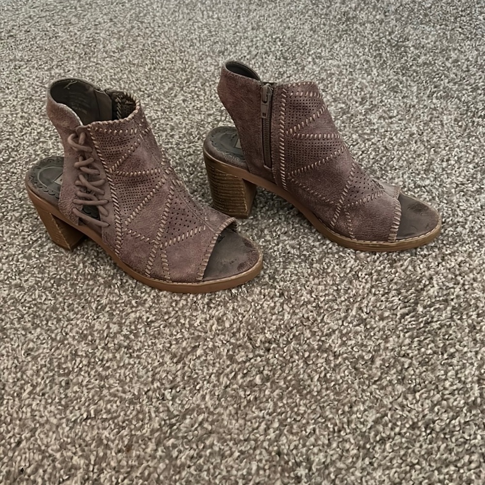 Not Rated Sandal Heel